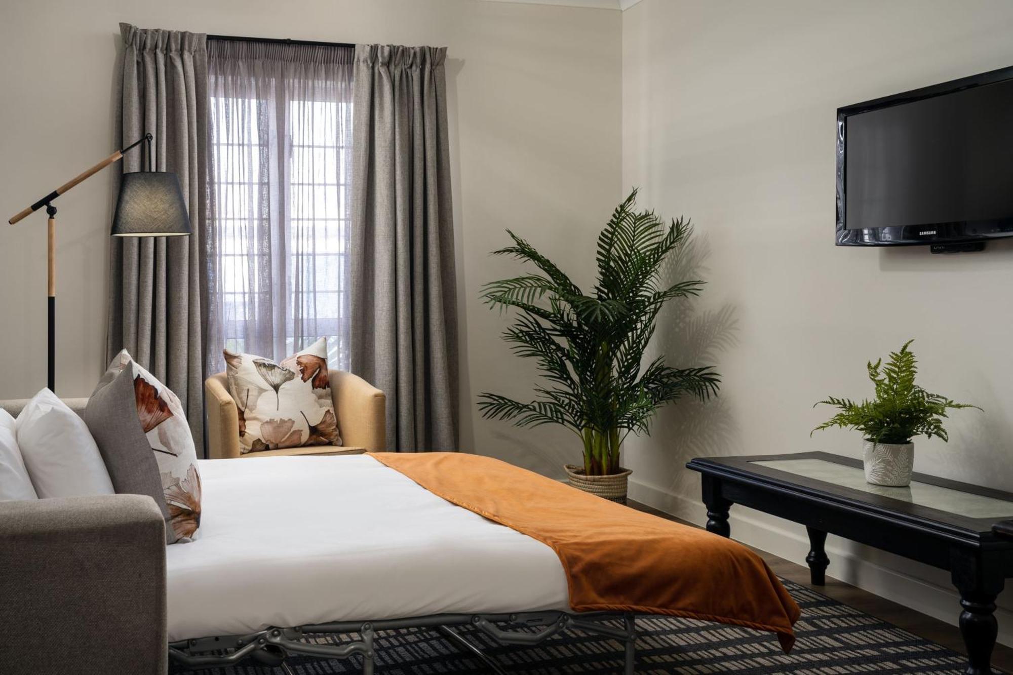 Protea Hotel By Marriott Walvis Bay Indongo Екстериор снимка