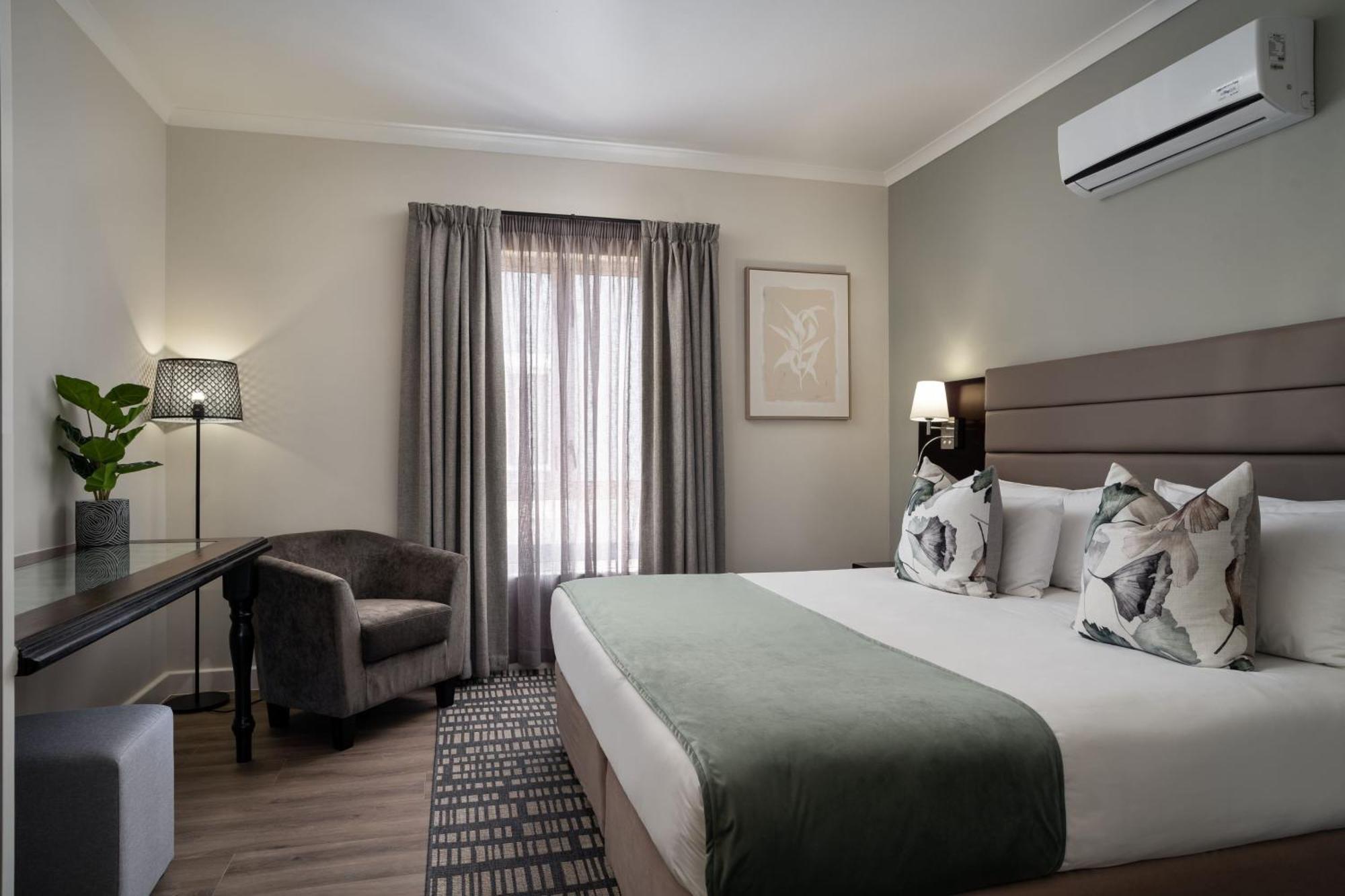 Protea Hotel By Marriott Walvis Bay Indongo Екстериор снимка
