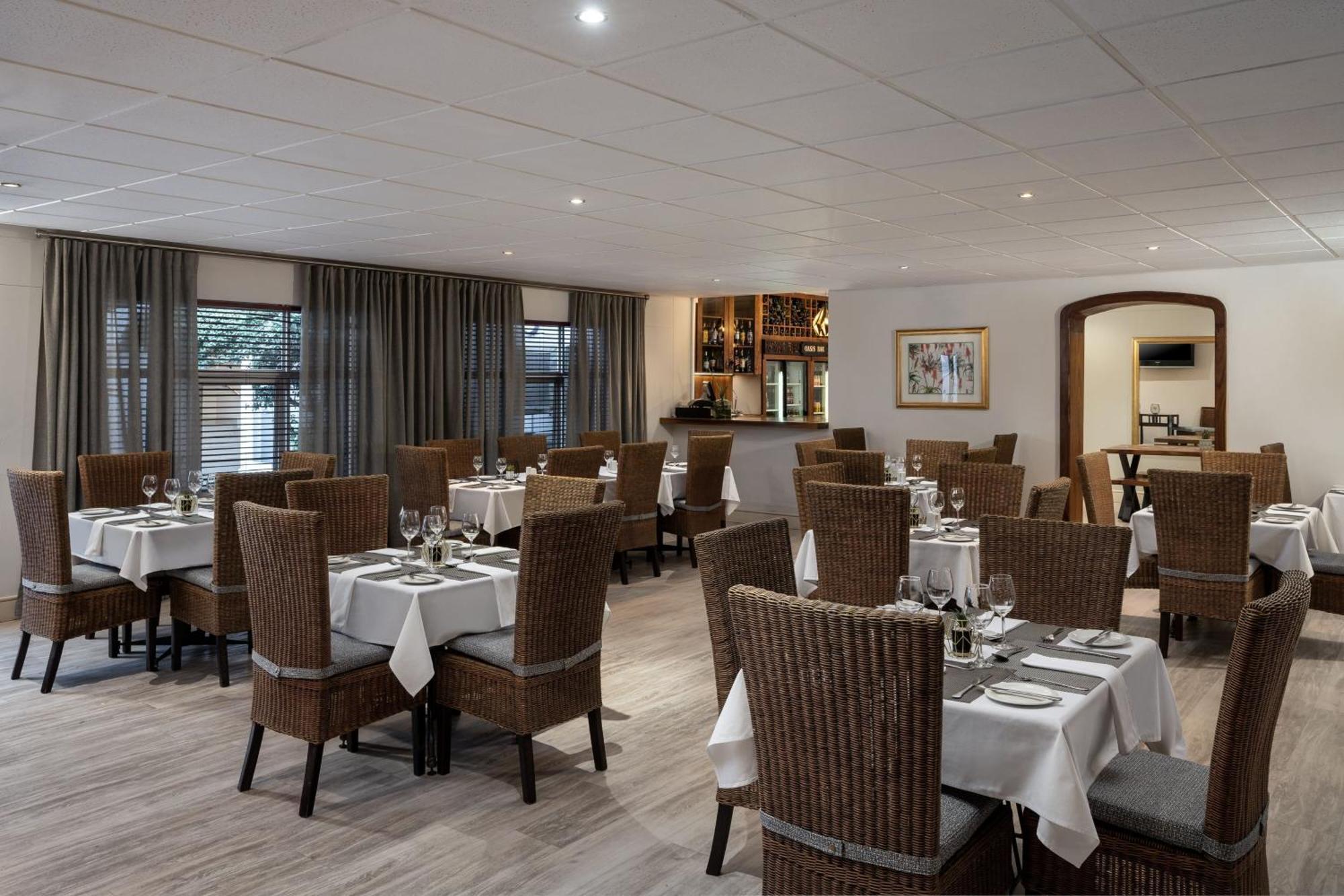 Protea Hotel By Marriott Walvis Bay Indongo Екстериор снимка