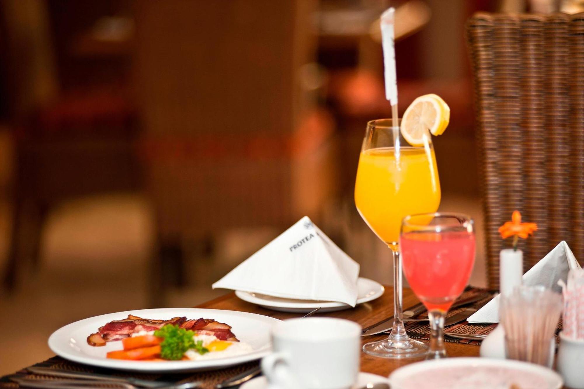 Protea Hotel By Marriott Walvis Bay Indongo Екстериор снимка