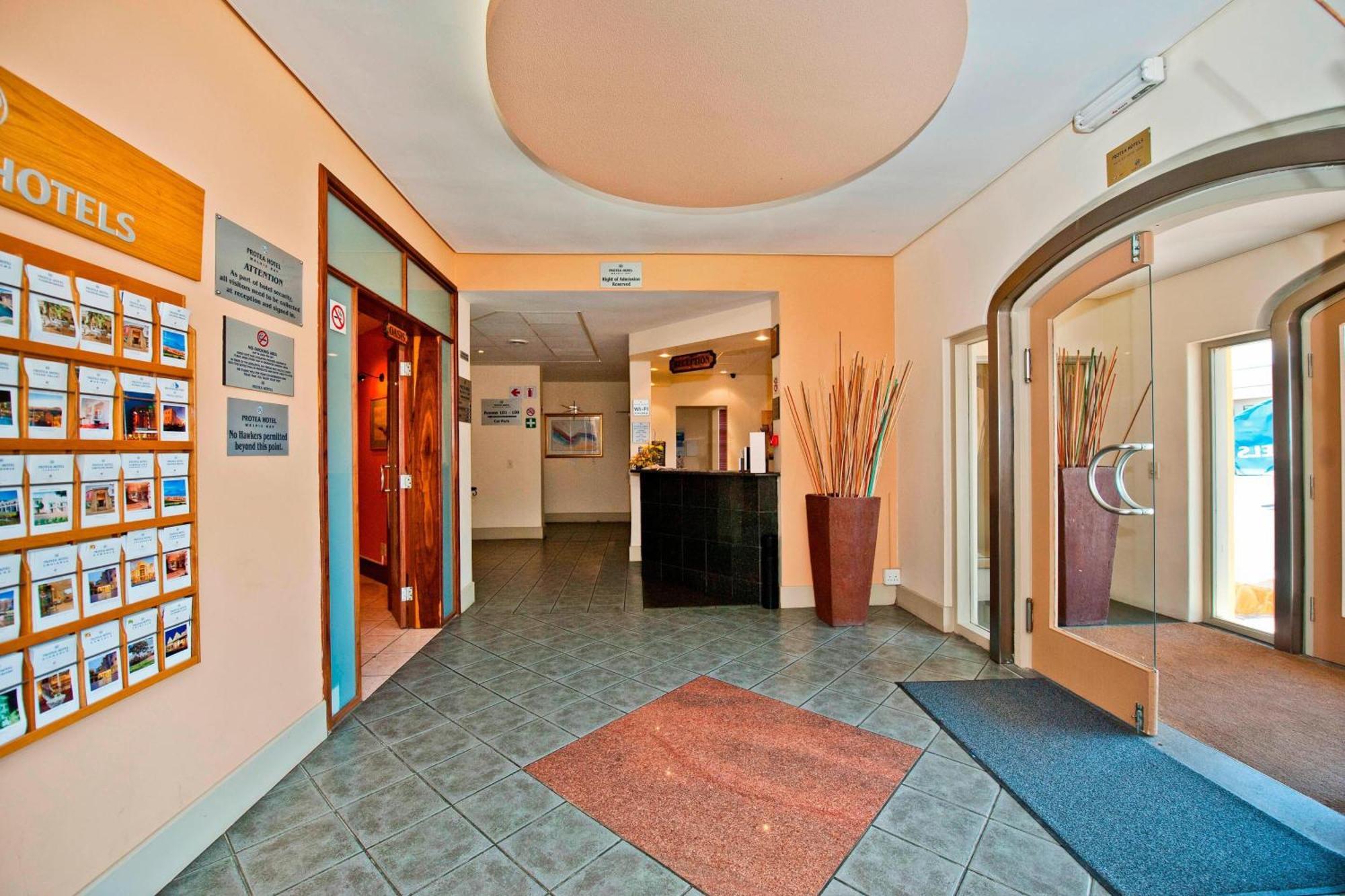 Protea Hotel By Marriott Walvis Bay Indongo Екстериор снимка