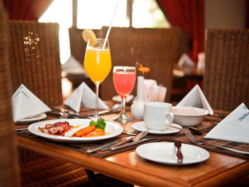 Protea Hotel By Marriott Walvis Bay Indongo Екстериор снимка